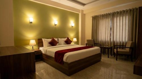 392deluxe_couple_room